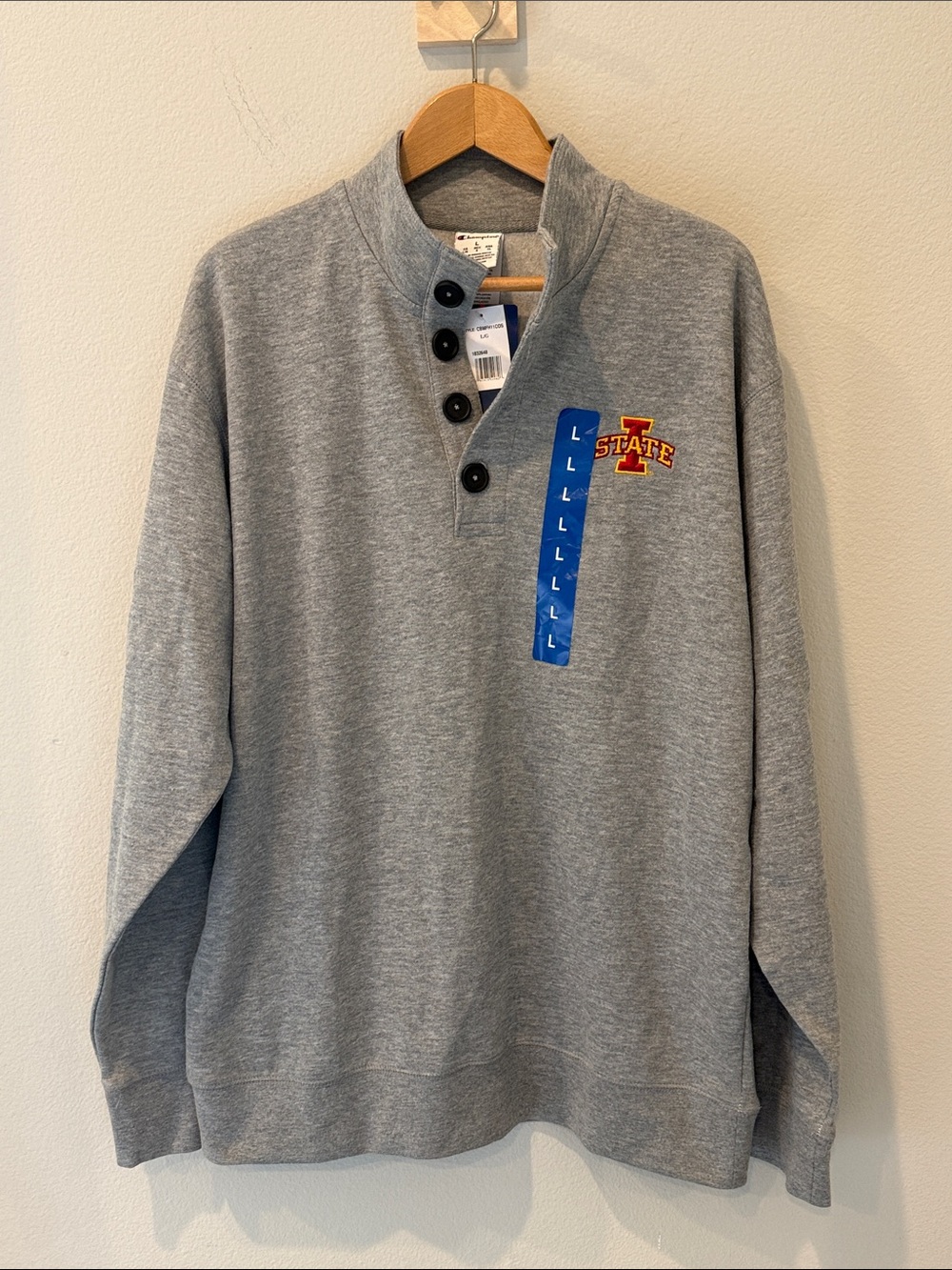 Champion Gray Pullover Iowa State Embroidered Logo Size Large NWT